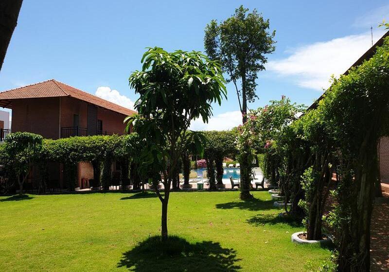 هتل Countryside Phu Quoc Resort