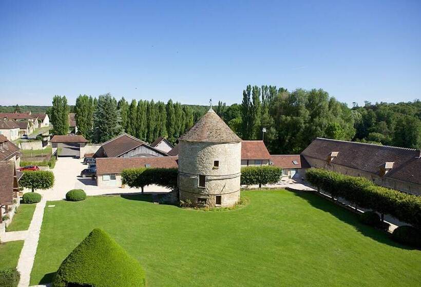 Отель Domaine St Germer