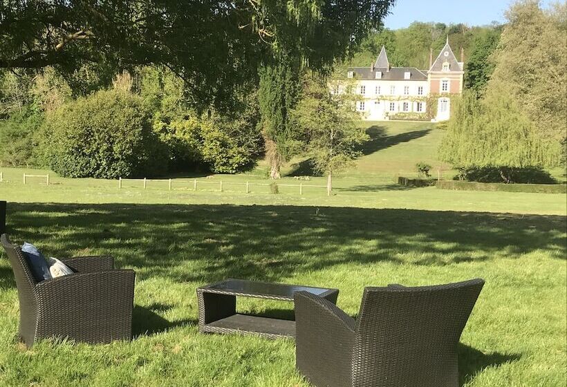 Отель Domaine St Germer