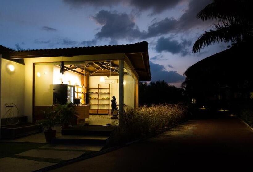 فندق Gulmohar Greens   Golf & Country Club