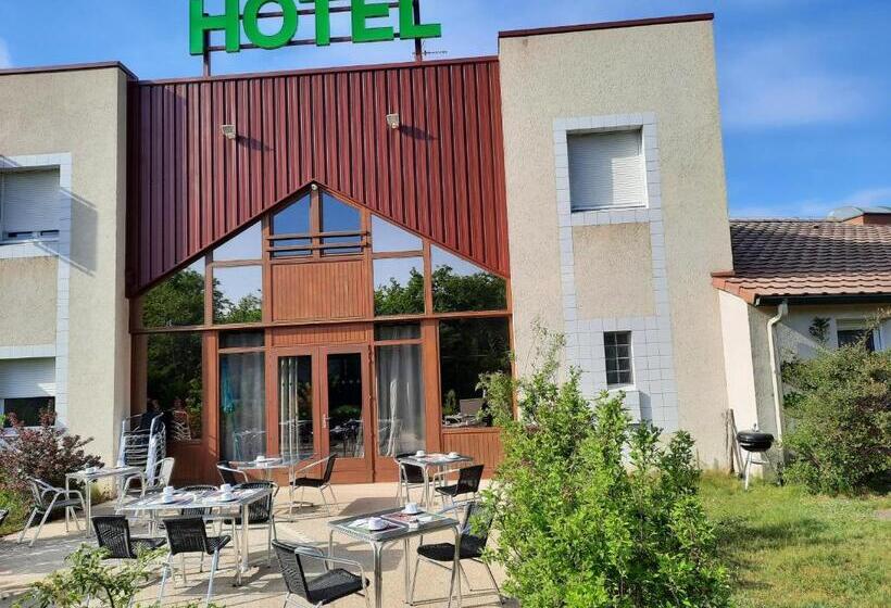 Отель Hôtel Le Grand Chêne