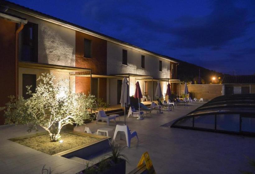 호텔 Hôtel Les Gabarres