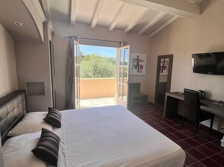 فندق Hôtel Restaurant La Bergerie