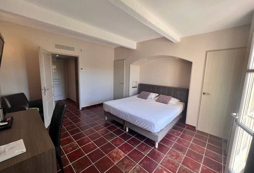 فندق Hôtel Restaurant La Bergerie