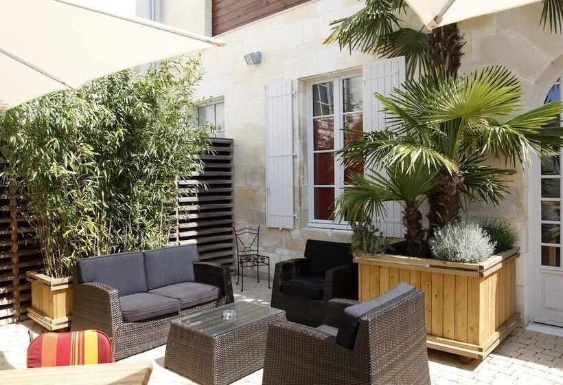 호텔 Hôtel Restaurant Le Lion D Or