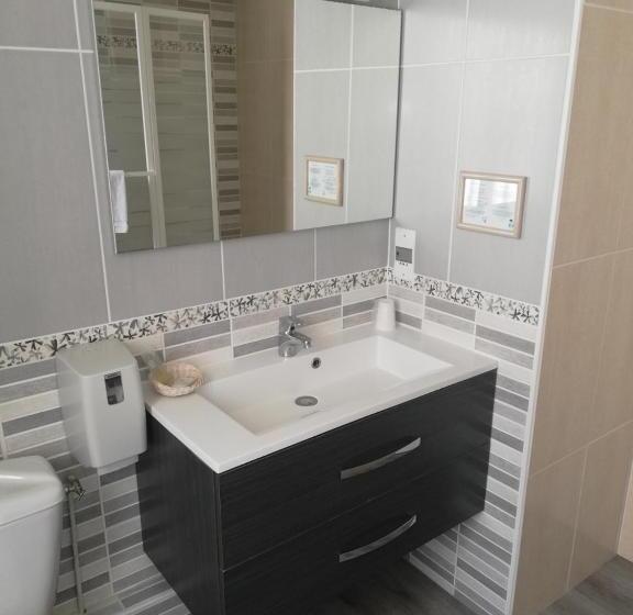 فندق Hôtel Restaurant Les Colonnades