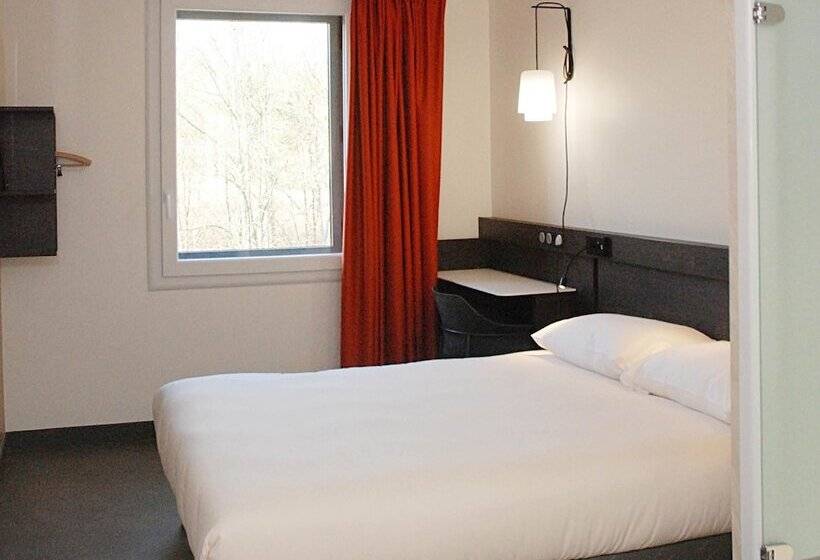 בית מלון כפרי Ibis Budget Annecy Sud Poisy