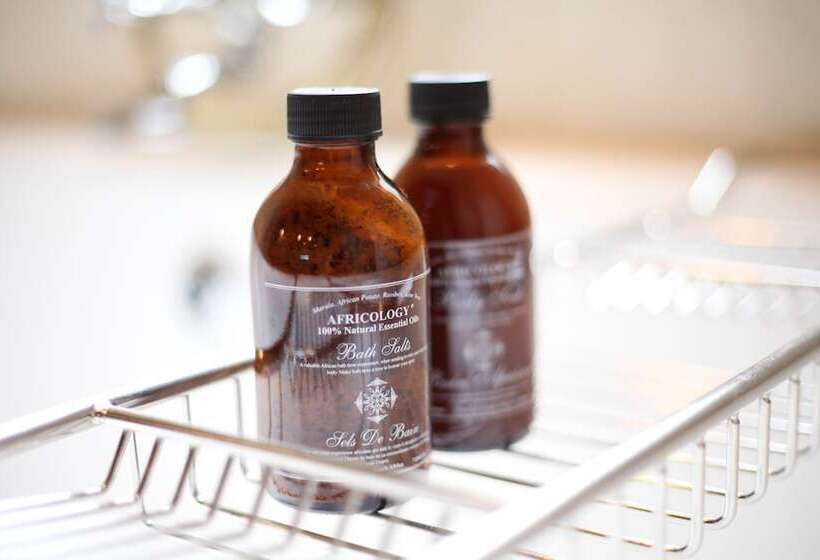 ホテル Ivory Wilderness River Rock Lodge