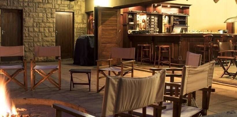 בית מלון כפרי Izapa Bush And Game Lodge