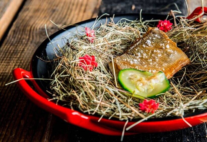 호텔 Logis Hôtel Le Tilia