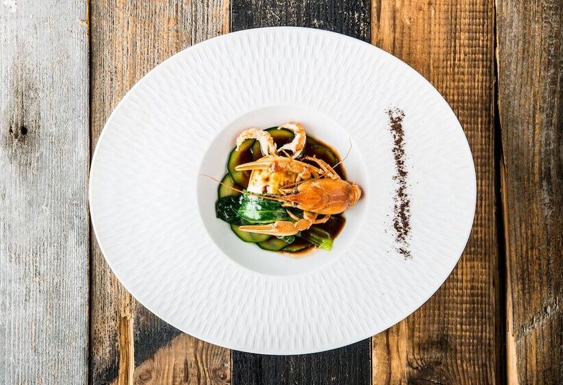 호텔 Logis Hôtel Le Tilia