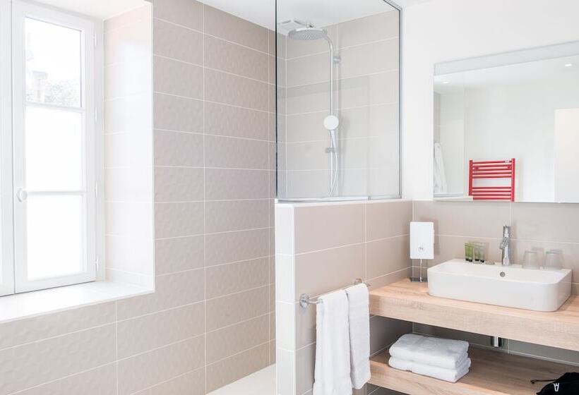 호텔 Logis Hôtel Le Tilia