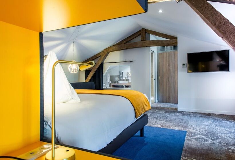 호텔 Logis Hôtel Le Tilia