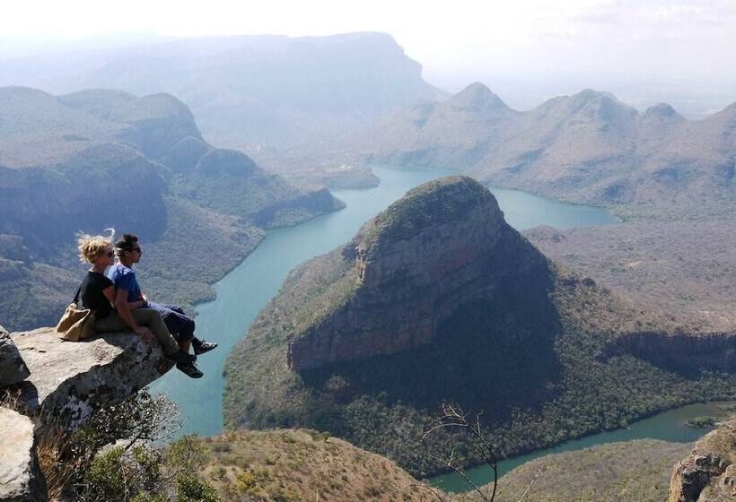 בית מלון כפרי Moya Safari Lodge & Villa