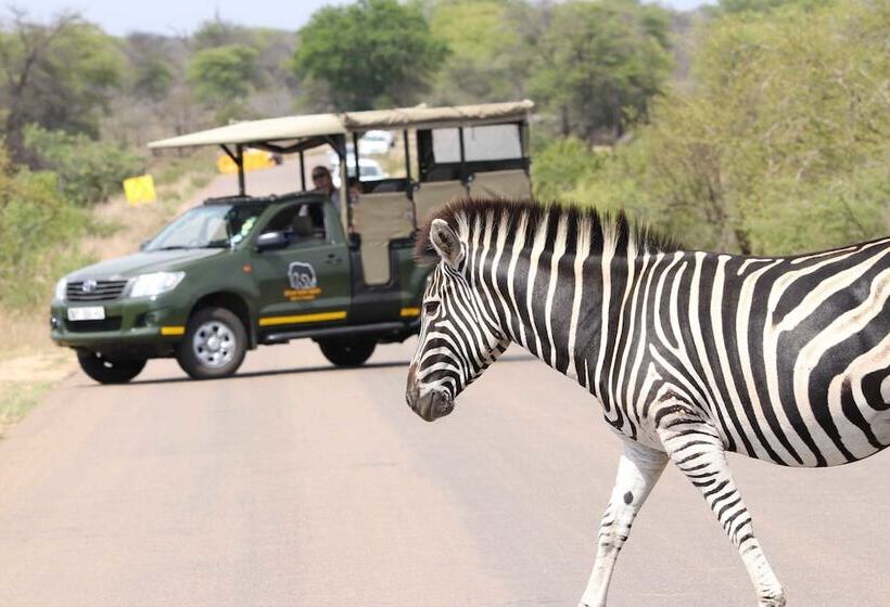 בית מלון כפרי Moya Safari Lodge & Villa