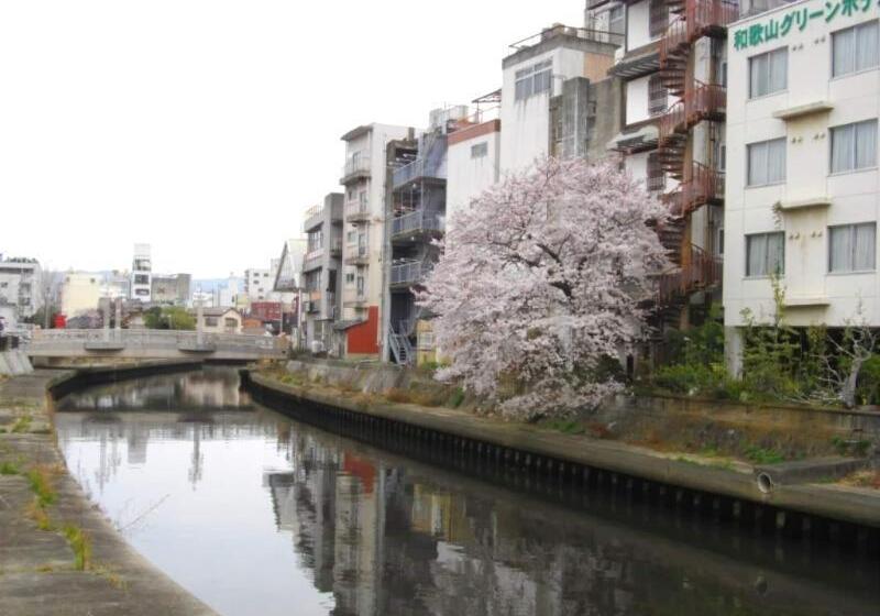 호텔 Wakayama Green