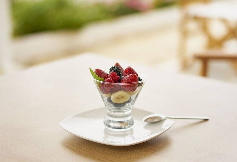 Maistrali Sea View Apartments