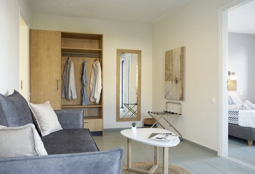 Maistrali Sea View Apartments