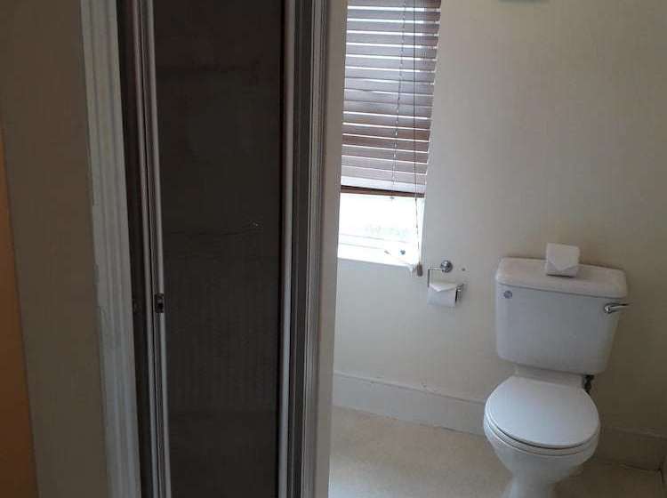 簡易ホテル The Water Rat