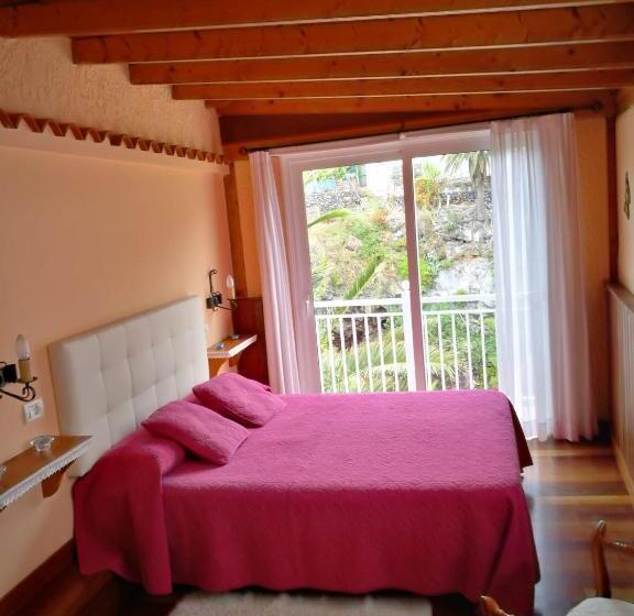 Charming House In Buenavista Del Norte With Shared Pool