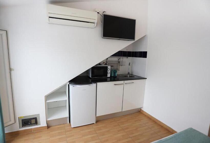 پانسیون Anjo Azul