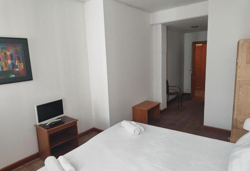 پانسیون Room Atalaia   Bairro Alto