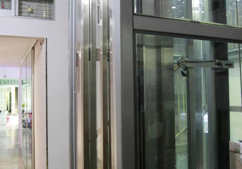 پانسیون Quang Saigon Hotel  40 7 Bùi Viện Walking Street