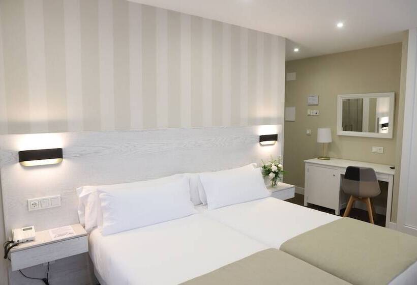 بنسيون Vía Xix