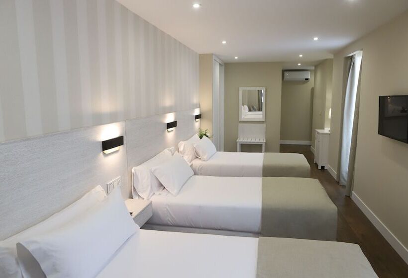 بنسيون Vía Xix