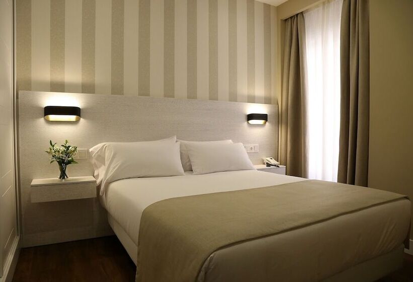 بنسيون Vía Xix