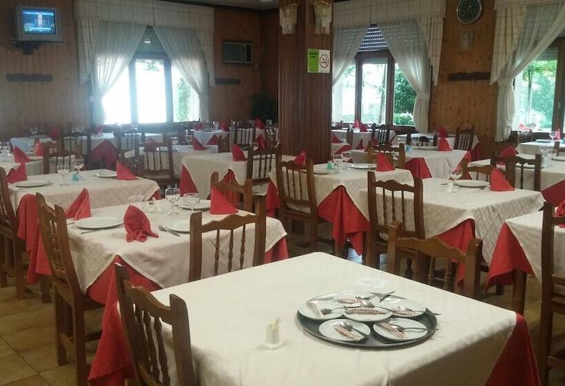 펜션 Vilaboa Servicio De Habitaciones