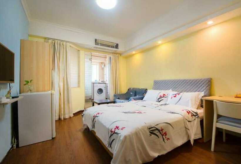 Shenzhen To World Holiday Apartment