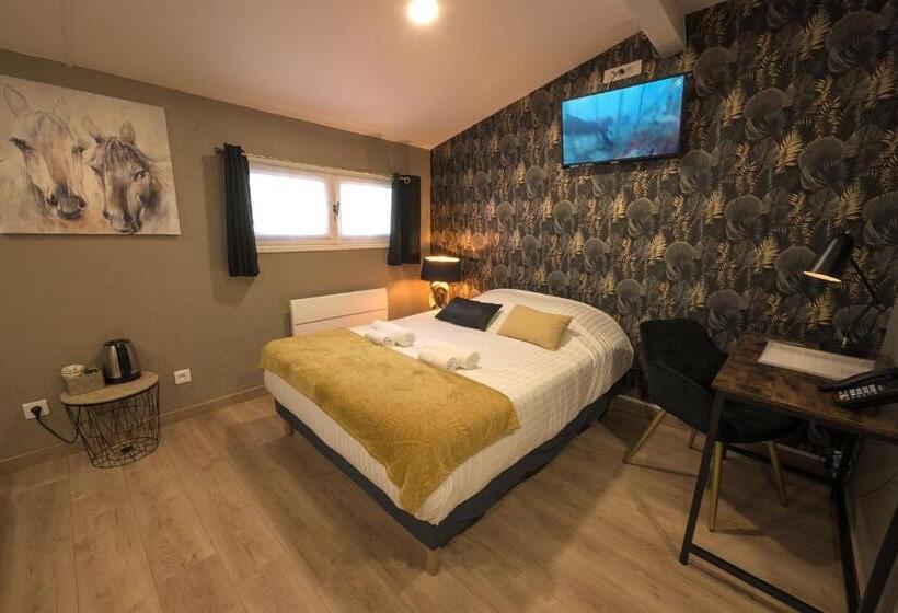 בית מלון כפרי De La Croisee