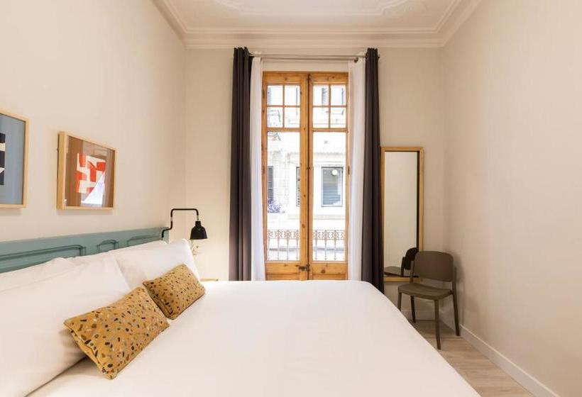 Aspasios Gracia Apartments