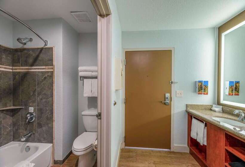 Arroyo Pinion Hotel, an Ascend Hotel Collection Member