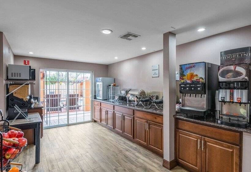 Arroyo Pinion Hotel, an Ascend Hotel Collection Member