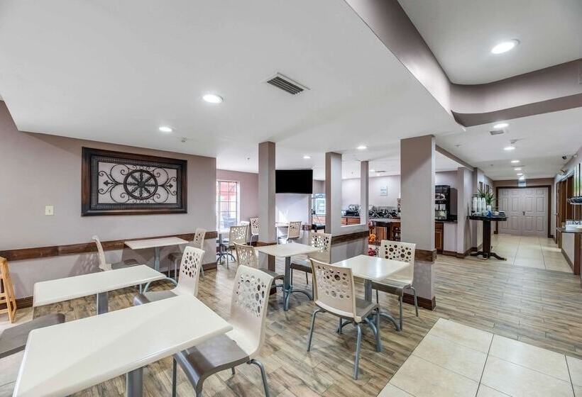 Arroyo Pinion Hotel, an Ascend Hotel Collection Member