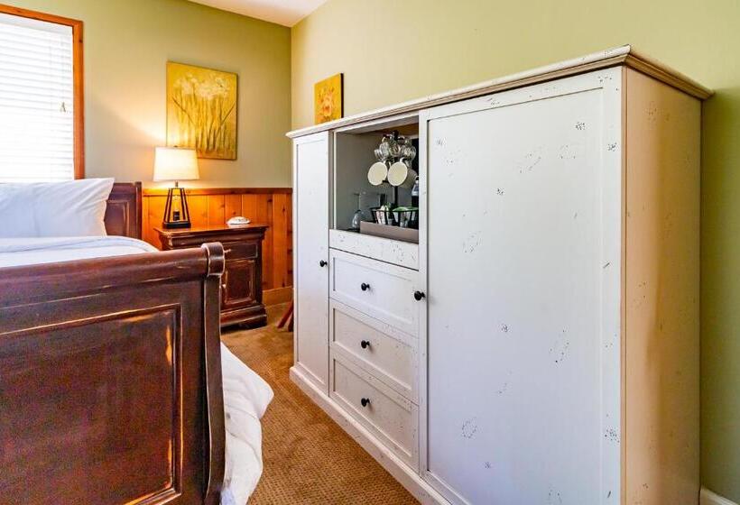 住宿加早餐  J Patrick Inn