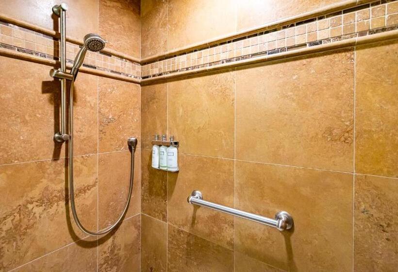 住宿加早餐  J Patrick Inn