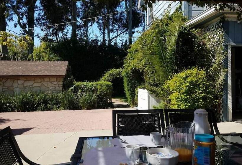 Bed and Breakfast Kaleidoscope Inn & Gardens