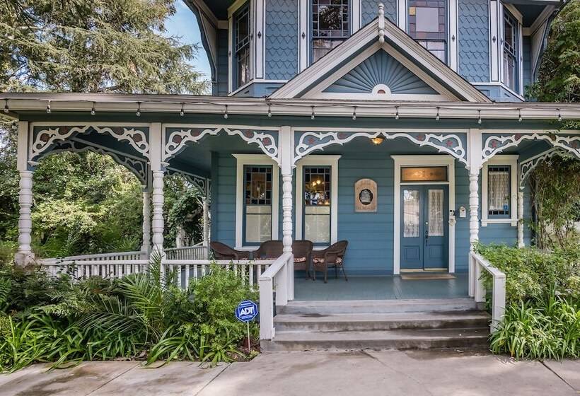 Bed and Breakfast Kaleidoscope Inn & Gardens