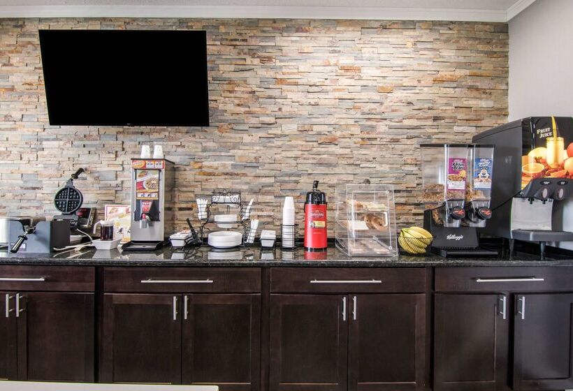 هتل Super 8 By Wyndham Perry Ga