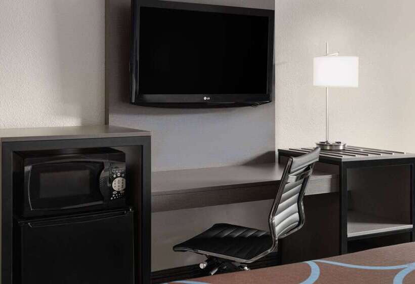 هتل Super 8 By Wyndham Perry Ga