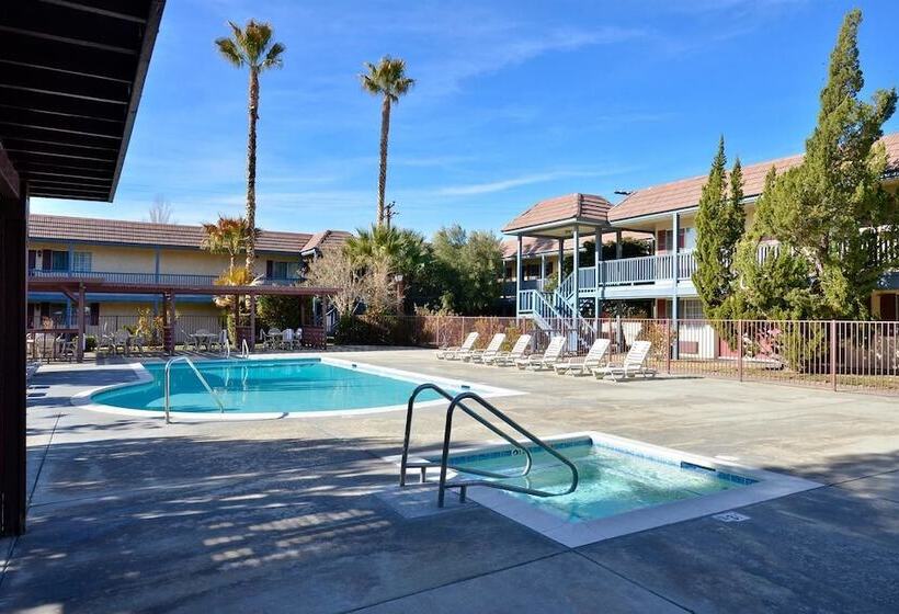 فندق Americas Best Value Inn & Suites Lancaster