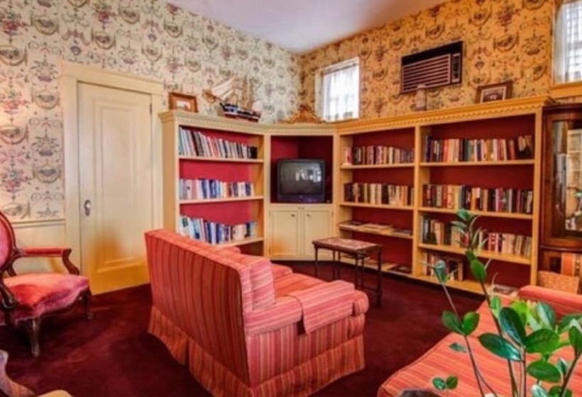 ホテル America's Cup Inn Newport