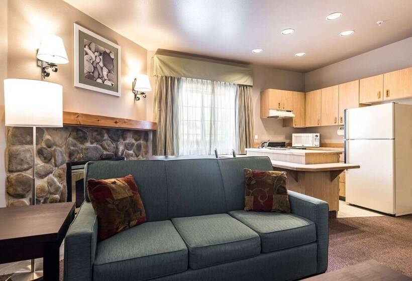 酒店 Quality Inn & Suites Bainbridge Island