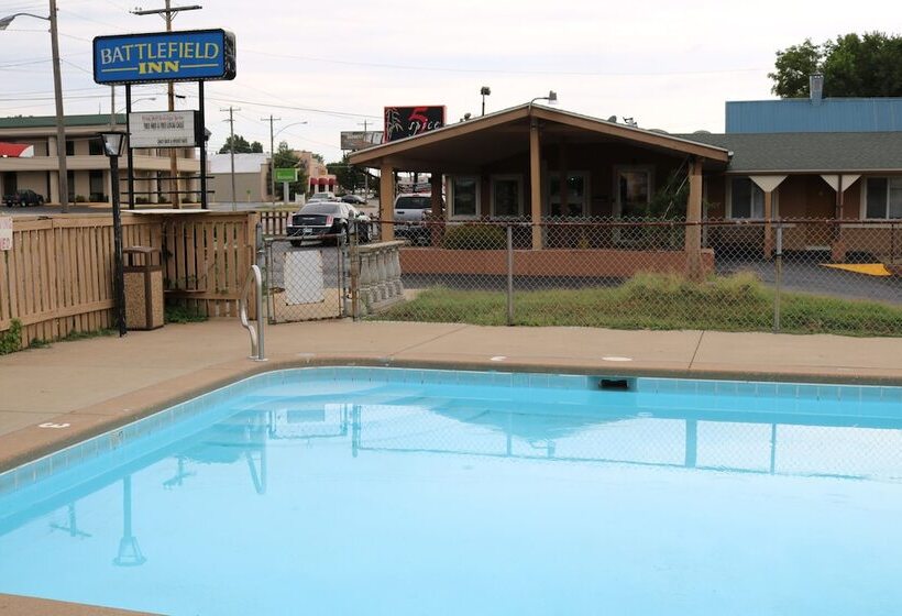 ホテル Battlefield Inn Springfield