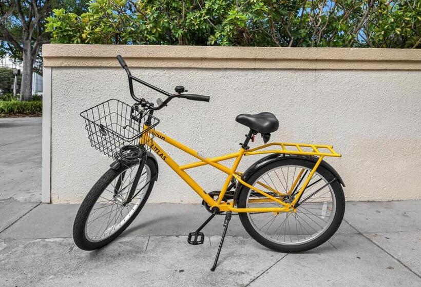 فندق Bayfront Inn 5th Avenue