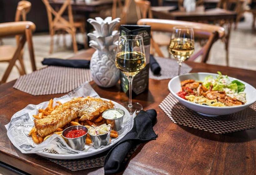 فندق Bayfront Inn 5th Avenue