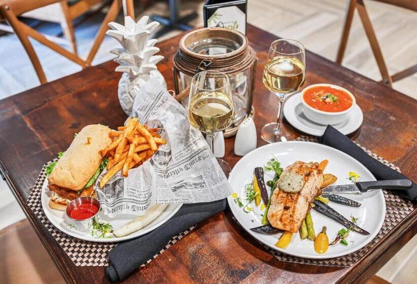 فندق Bayfront Inn 5th Avenue